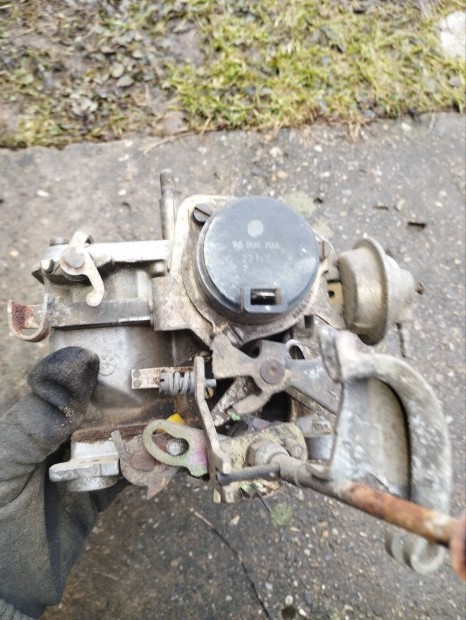 Francia aut�k karbur�tor 