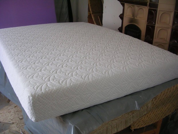 Franciagy matrac, j, 200x140 cm