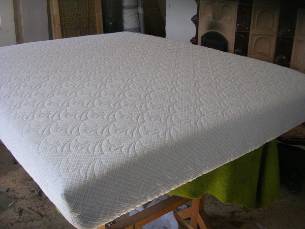 Franciagy matrac, j, 200x160 cm