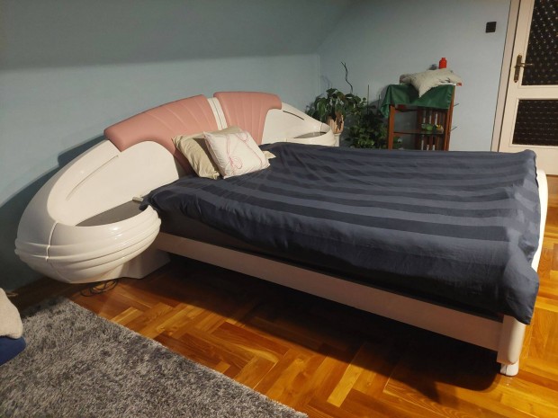 Franciagykeret matraccal elad 315*225cm