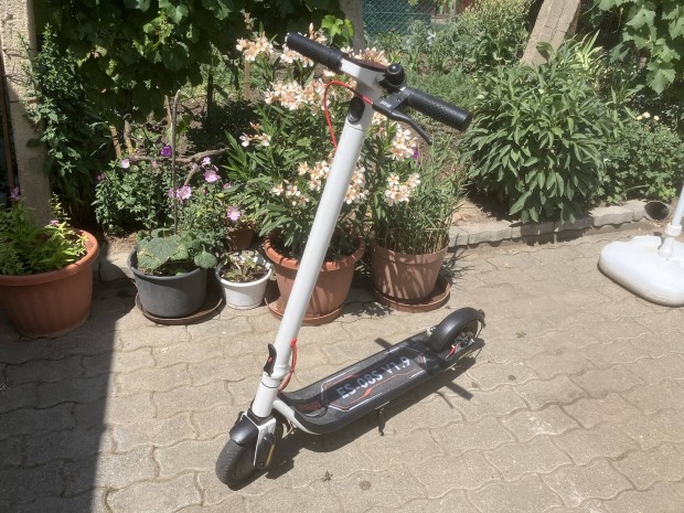 Freego elektromos roller