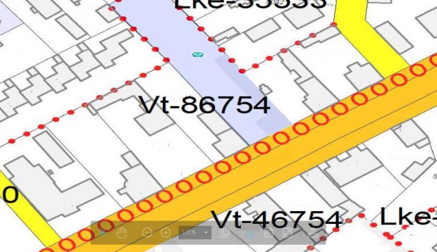 Frekvent�lt helyen �p�t�si telek ELAD�!