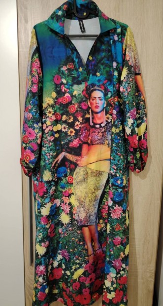 Frida Kahlo mintás hosszú ruha eladó!