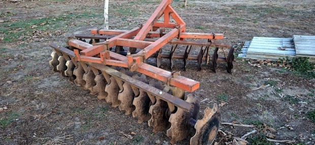 Fggesztett 2x12 leveles trcsa 