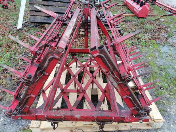 Fggesztett 3 mteres,3 leveles fogas