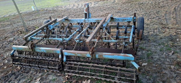 Fggesztett kombintor 