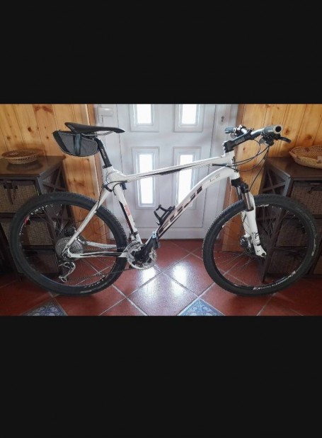 Fuji 21"ffi (L) mtb kerkpr 26 os kerekekkel elad 