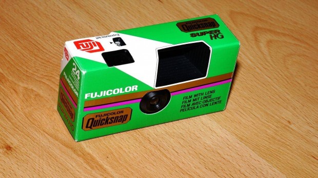 Fuji 24 kockás filmes fényképezőgép retro