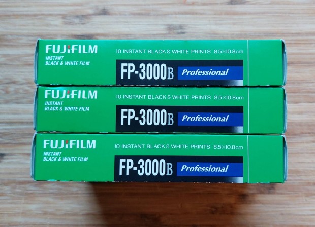 Fujifilm FP3000b "polaroid" instant film
