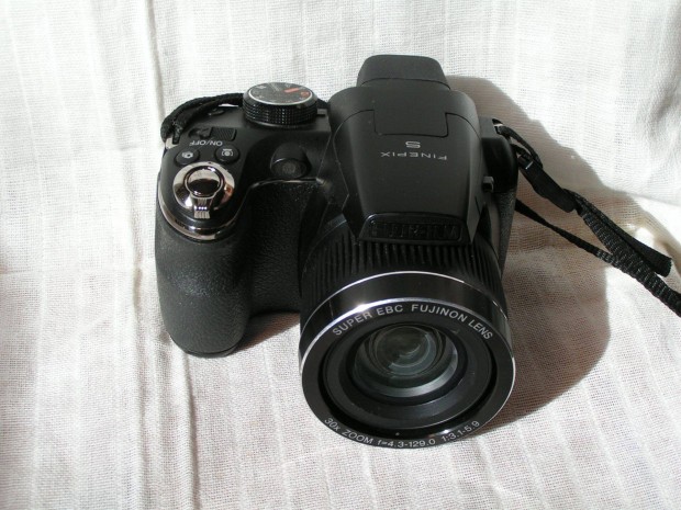 Fujifilm Fine Pix S 4000 Digitlis fnykpezgp Vak hibs