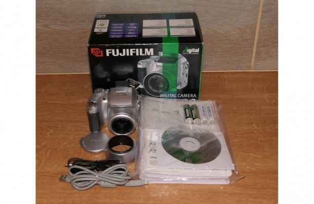 Fujifilm Finepix S3500 gyereknek, kezdknek, j llapotban