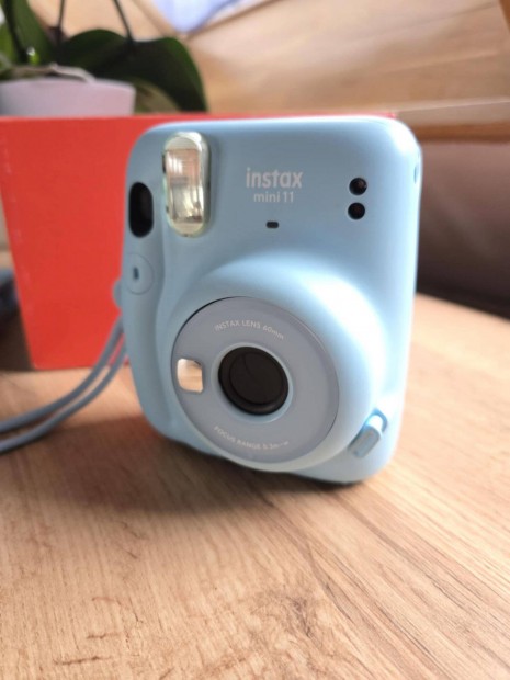 Fujifilm Instax Mini 11 instant fényképezőgép