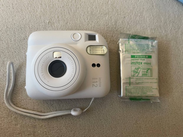 Fujifilm Instax mini 12 + 10 db instant film