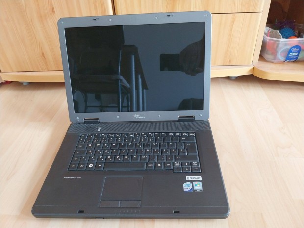 Fujitsi Siemens laptop eladó