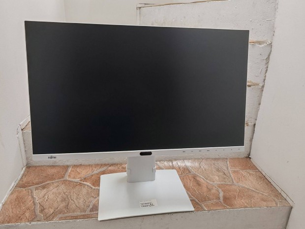 Fujitsu 27" 2K P27-8 TE Pro monitorok A- kat - több db -Qhd IPS panel
