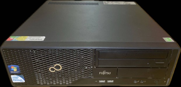 Fujitsu Esprimo E500. I3 proci, j SSD