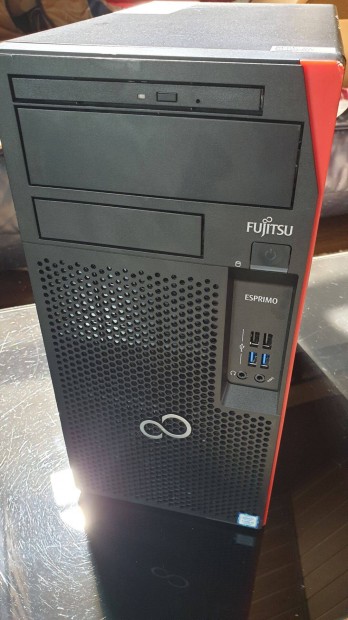 Fujitsu Esprimo P557 / Intel I5 7400 / 8Gb DDR4 / Nvme 250SSD / WI
