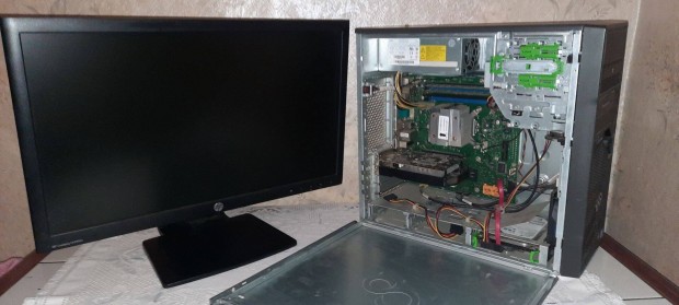 Fujitsu Esprimo PC + 23' Hp monitor