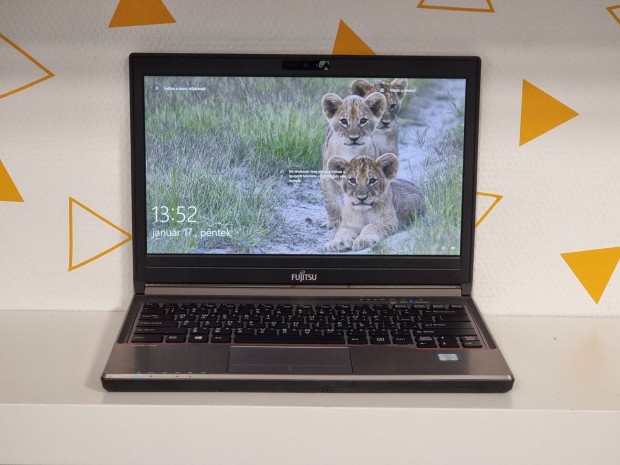 Fujitsu Lifebook E736 Intel 6. gen i5 laptop SSD-vel