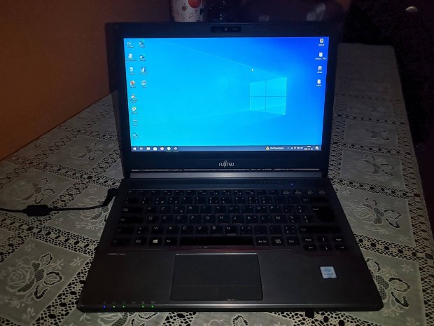 Fujitsu Lifebook E736 Win10/8GB RAM/512GB HDD