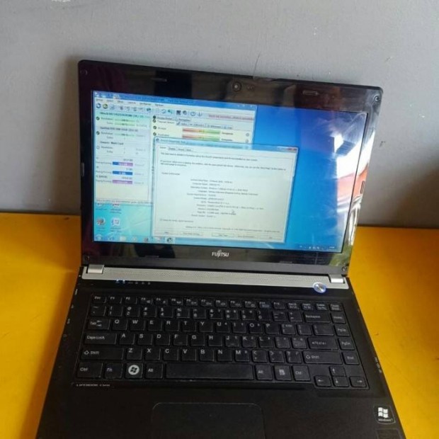 Fujitsu Lifebook U7613/intel i7/16GB DDR4/256SSD  laptop 