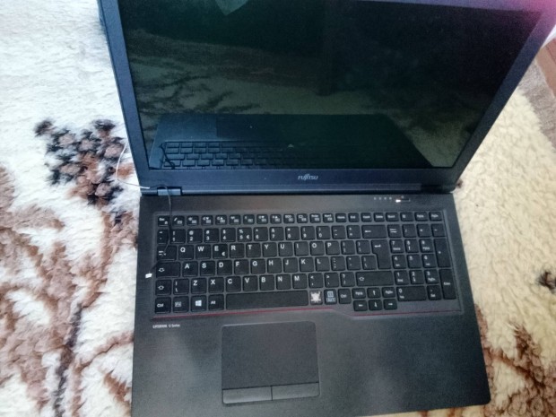 Fujitsu Lifebook U series U7510 es