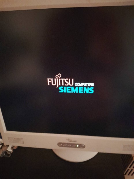 Fujitsu Siemens 19 colos forgathat monitor 