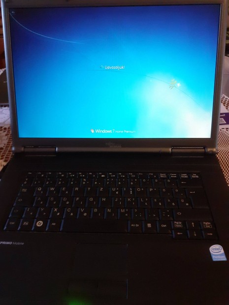 Fujitsu Siemens Esprimo laptop