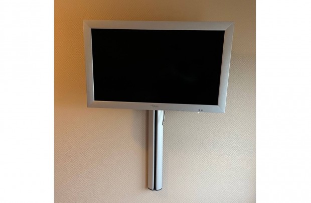 Fujitsu Siemens LCD TV (Németországban gyártva) fali konzolokkal
