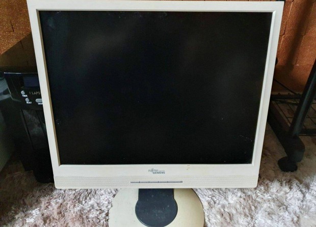 Fujitsu-Siemens P20-2 (monitor)