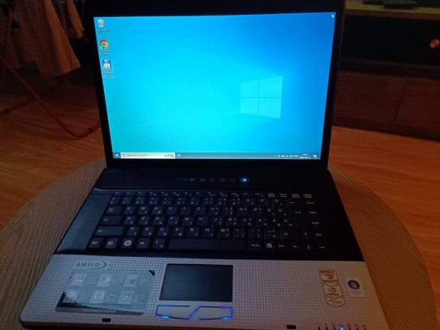 Fujitsu Siemens PA 2548 laptop elad 