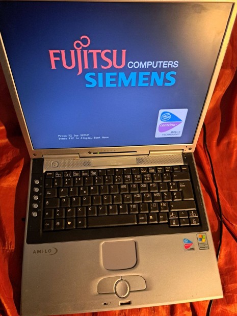 Fujitsu Siemens laptop