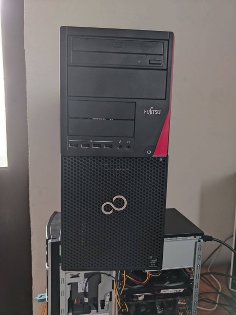 Fujitsu p920 4.generációs pc eladó.I5 4570, 14gb ram,120gb ssd 500hdd
