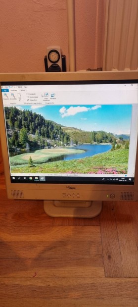 Fujitsu siemens 17" LCD monitor 