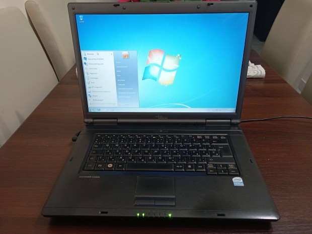 Fujitsu v5555 laptop