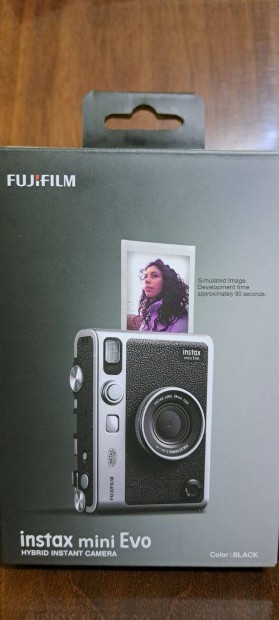 Fujufilm Instax mini Evo