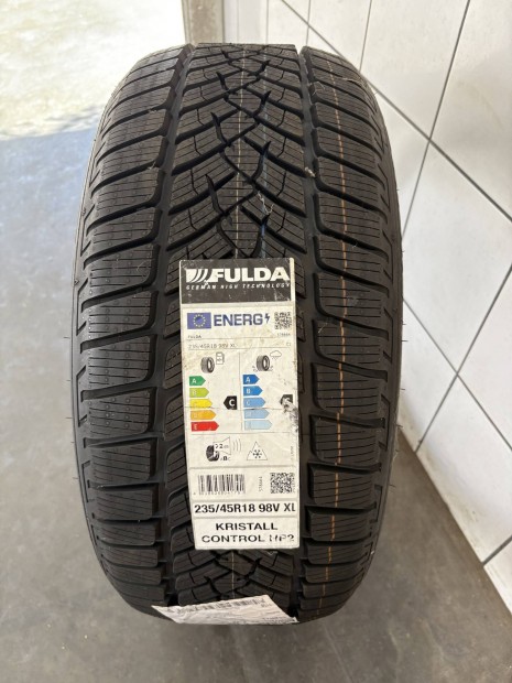 Fulda 235/45 R18 Tli gumiabroncs