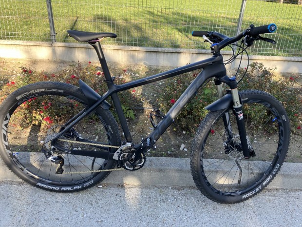 Full Carbon Proceed kerekpr!