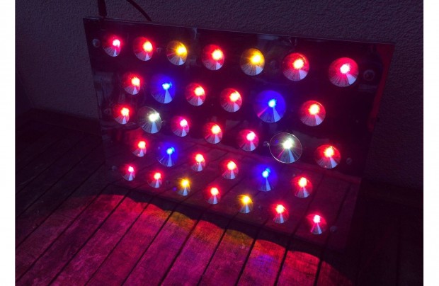 Full Spektrum LED Nvnytermeszt Lmpa Dimmelhet