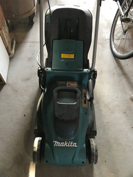 Fnyr Makita ELM4120