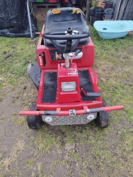 F�ny�r� kis traktor elad�. 