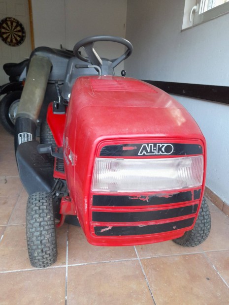 Fnyr traktor Alko