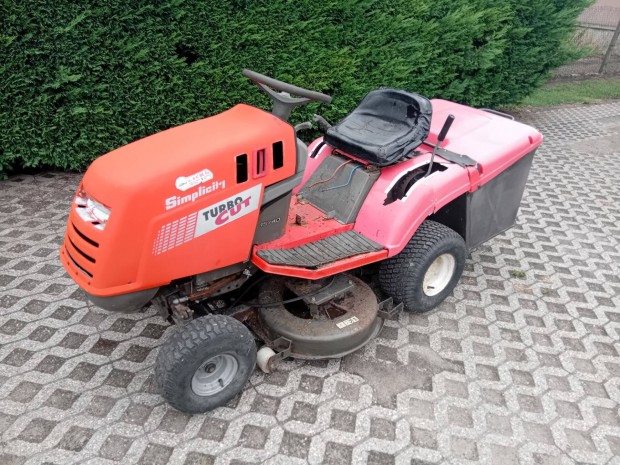 Fűnyíró traktor motor nélkül fűnyírótraktor