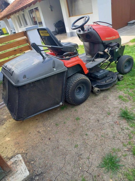 Fnyirtraktor 22LE