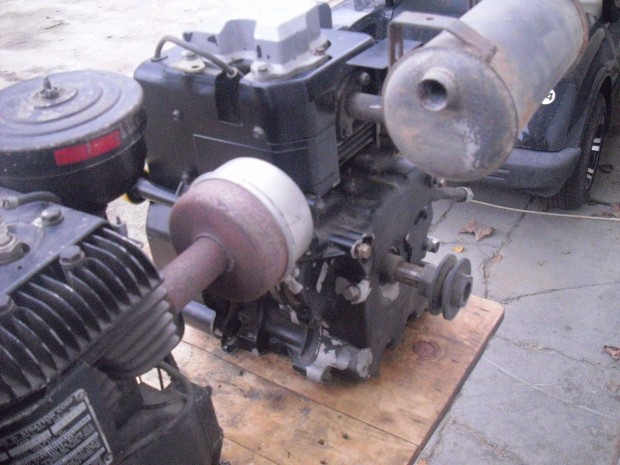 Fnyirtraktor motor Briggs-Kohler