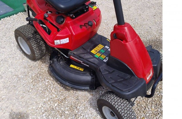 Fnyirr traktor