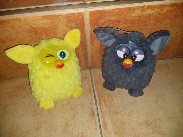 Furby 18 cm-es