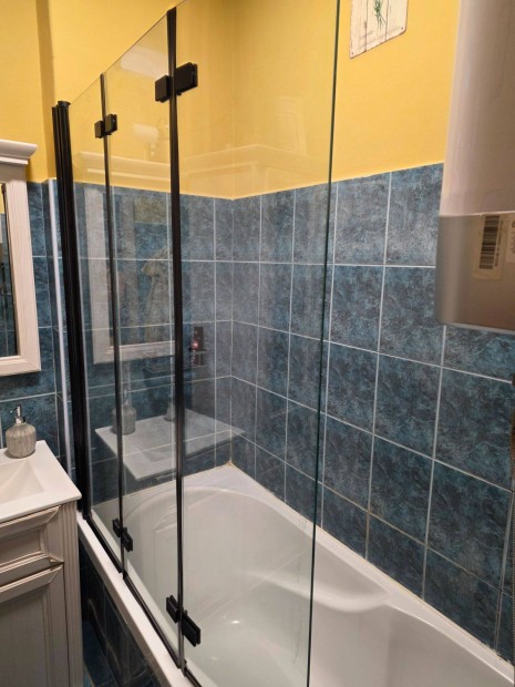 F�rd�szoba b�tor