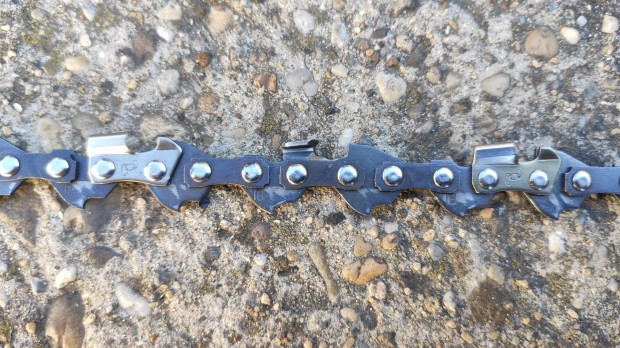 Fűrészlánc 3/8", 1,3 mm, 45 szem, 30 cm-es laphoz