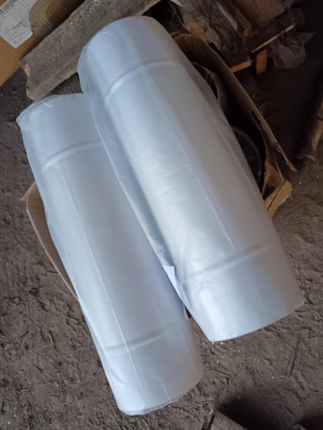 F�stcs�vek feh�r Zom�ncott elad�! 